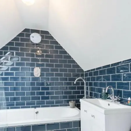 Stylish Rental House Se16 Londra Esterno foto