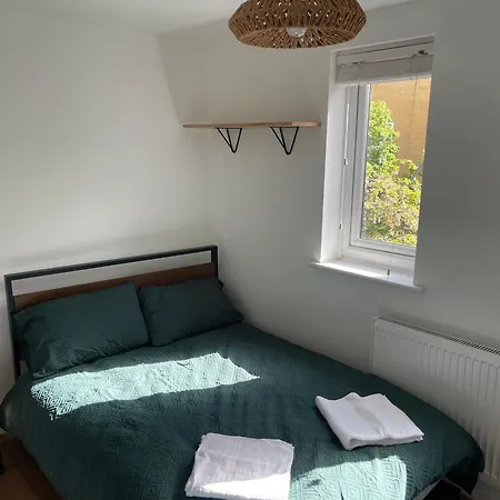 Stylish Rental House Se16 Londra Esterno foto